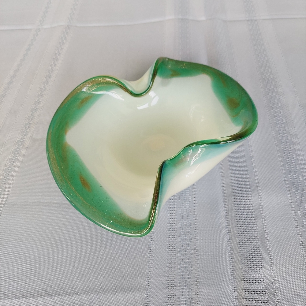 Vintage Murano Fratelli Toso White Green Gold Cased Art Glass Bowl Italy